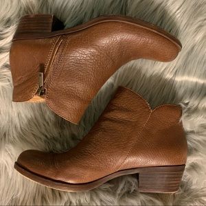 Lucky Brand Bekleen Women's Bootie - Chocolate